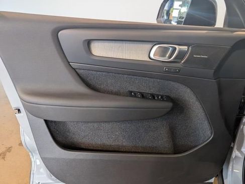 New 2026 Volvo XC40 B5 Ultra w/ Climate Package image 8