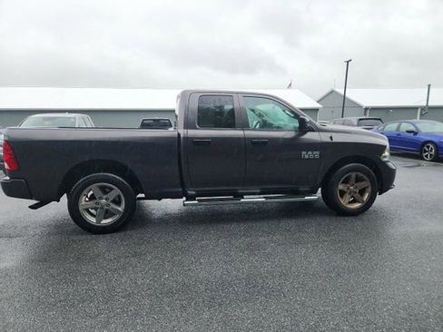 Used 2016 RAM 1500 Express RWD image 6