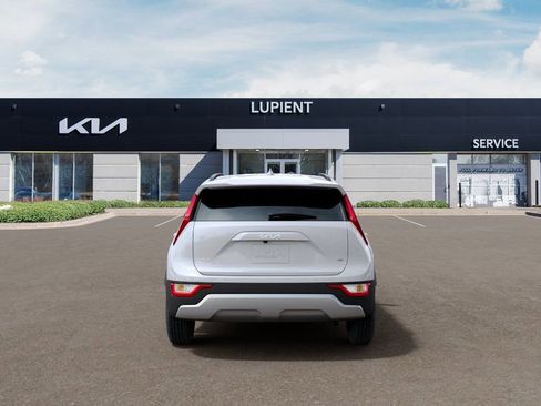 New 2026 Kia Niro LX FWD image 7