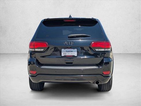 Used 2019 Jeep Grand Cherokee Altitude RWD image 7