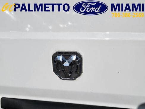 Used 2025 RAM ProMaster 2500 w/ Convenience Group FWD image 8
