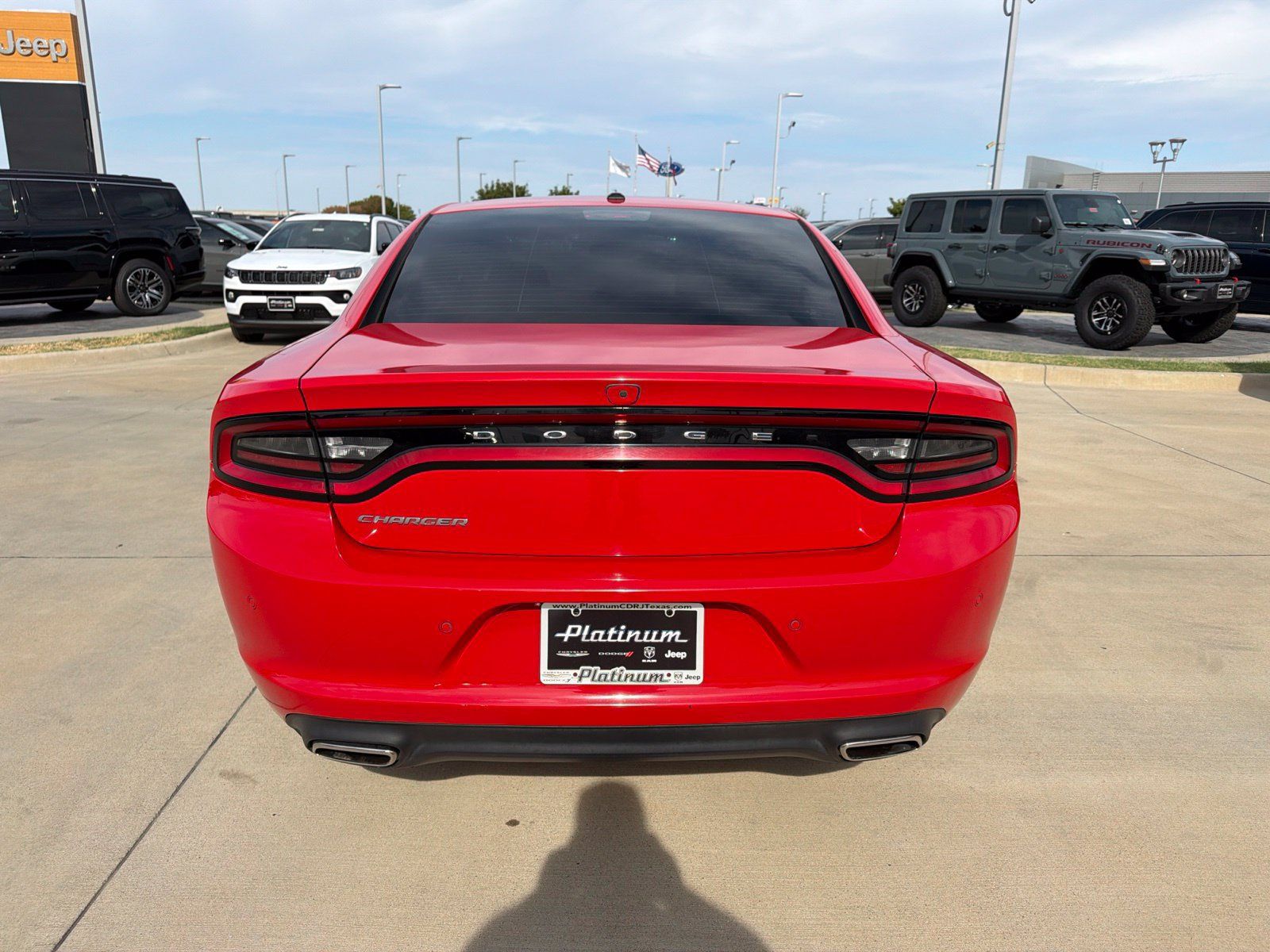 Used 2022 Dodge Charger SXT RWD image 4