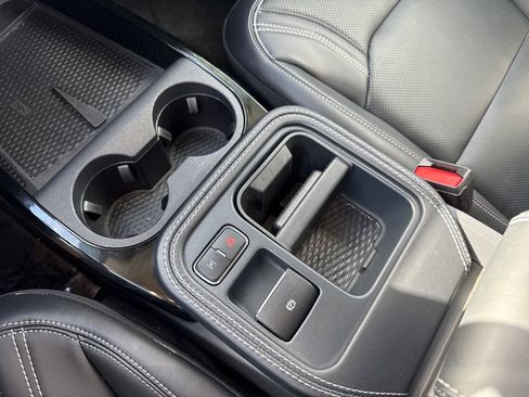 Certified 2025 Ford Mustang Mach-E Premium image 24