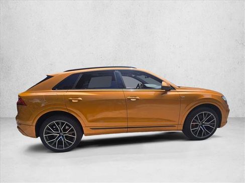 Used 2021 Audi Q8 Prestige w/ Prestige Package AWD/4WD image 4