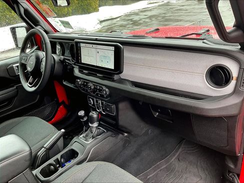 Used 2024 Jeep Wrangler Sport S w/ Convenience Group AWD/4WD image 14