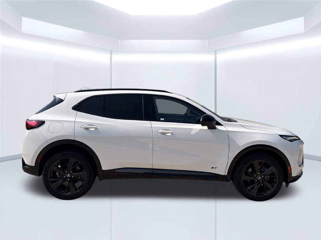 Used 2026 Buick Envision Sport Touring AWD/4WD image 4