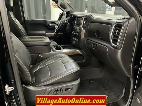 Used 2019 Chevrolet Silverado 1500 High Country w/ Technology Package AWD/4WD image 38