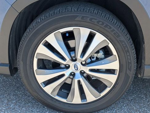 Used 2021 Subaru Ascent Limited w/ Technology Package image 10