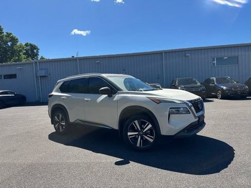 Used 2021 Nissan Rogue SL w/ Premium Package FWD image 1