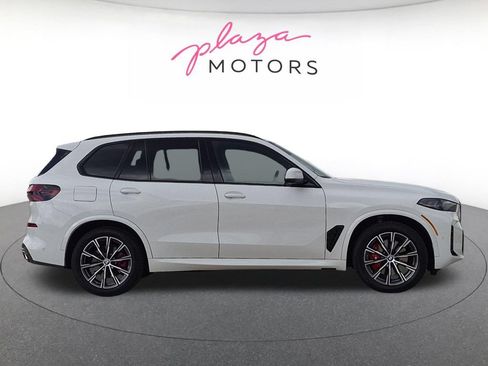 Used 2026 BMW X5 xDrive40i w/ M Sport Package AWD/4WD image 4