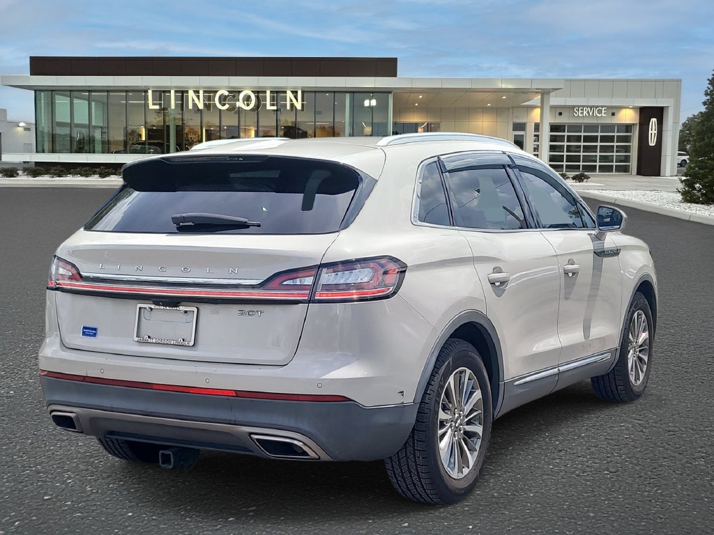 Certified 2020 Lincoln Nautilus FWD w/ Equipment Group 101A image 4