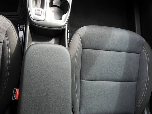 Used 2025 Chevrolet Trax LS w/ LS Convenience Package FWD image 37