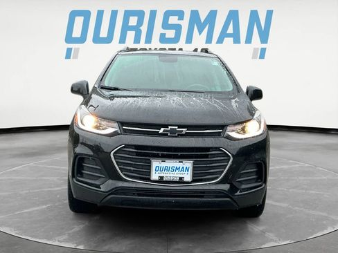 Used 2022 Chevrolet Trax LT w/ Midnight Edition image 8