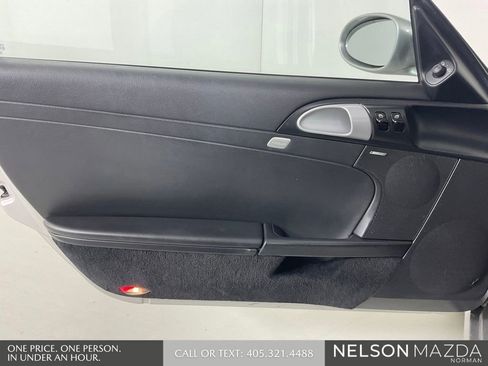 Used 2005 Porsche Boxster RWD image 15