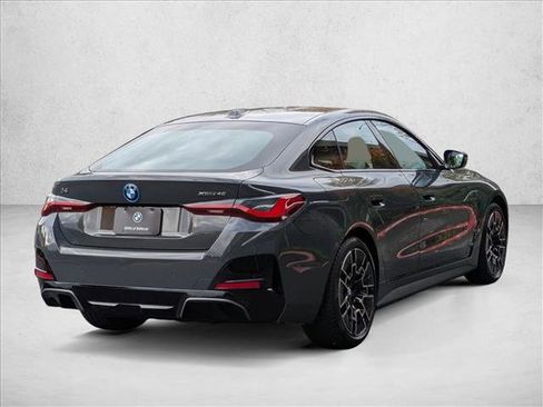 Used 2025 BMW i4 xDrive40i image 2