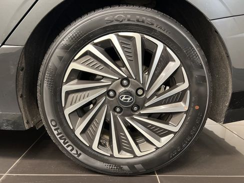 Used 2025 Hyundai Sonata Limited image 7