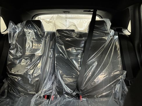 Used 2025 Honda HR-V Sport image 13