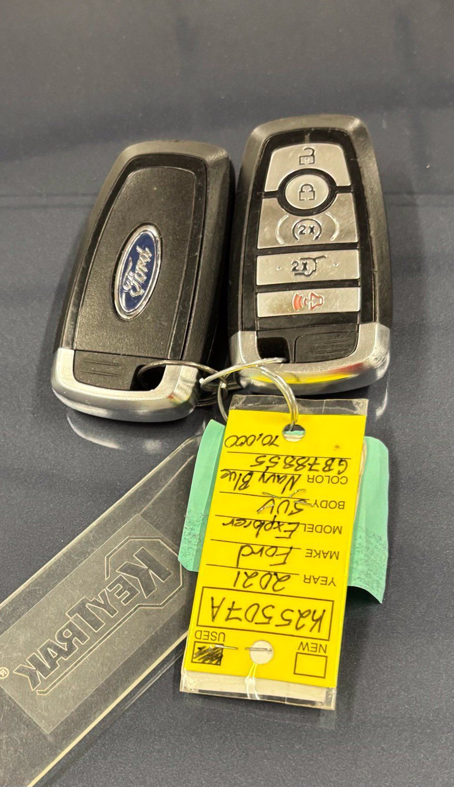 Used 2021 Ford Explorer XLT w/ Equipment Group 202A RWD image 29