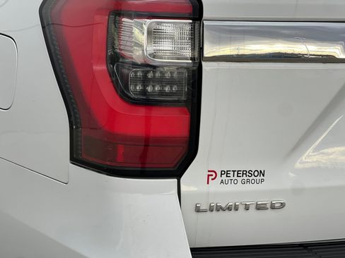 Used 2020 Ford Expedition Max Limited image 25