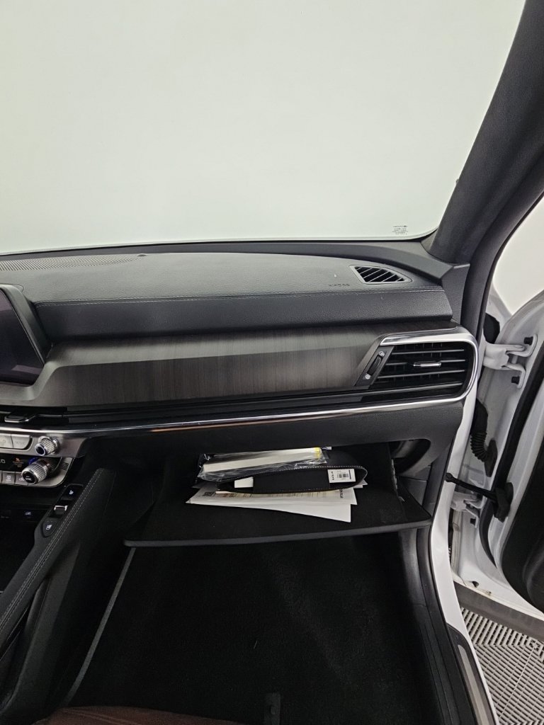 Used 2023 Kia Telluride SX Prestige AWD/4WD image 26