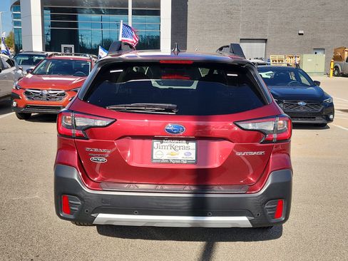Used 2022 Subaru Outback Limited image 4