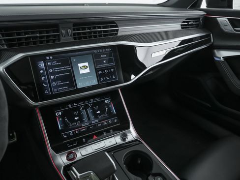 Used 2024 Audi RS 6 performance w/ Matte Carbon Package image 21