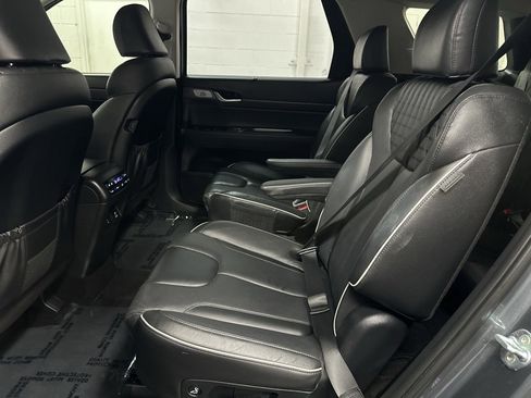 Used 2023 Hyundai Palisade Limited image 22