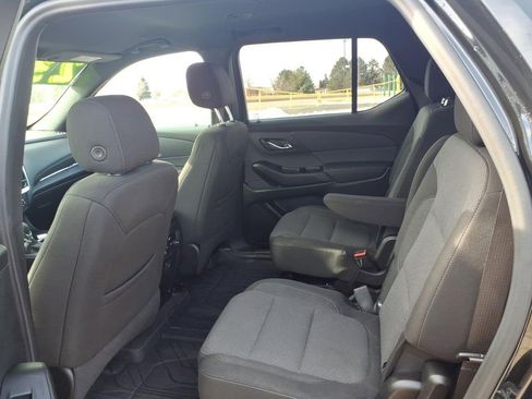 Certified 2023 Chevrolet Traverse LT w/ LPO, Floor Liner Package image 5