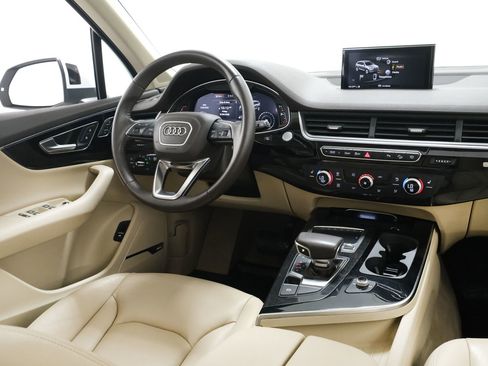 Used 2019 Audi Q7 3.0T Premium Plus AWD/4WD image 10