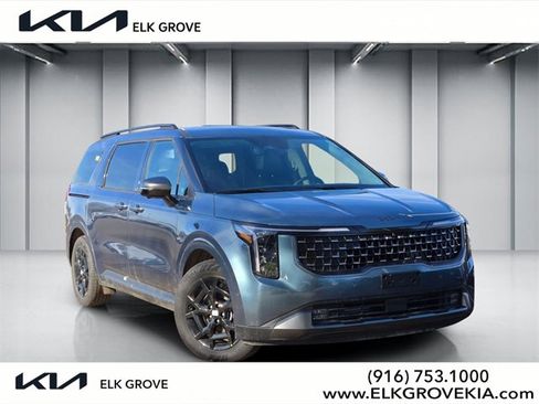 New 2025 Kia Carnival SX image 1