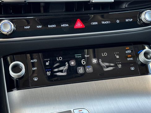 New 2026 Genesis GV70 2.5T Advanced image 24