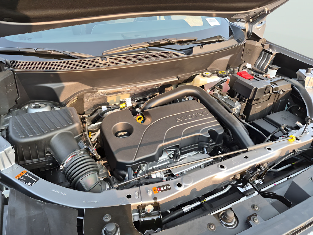 New 2027 GMC Terrain Elevation w/ LPO, Floor Liner Package FWD image 18