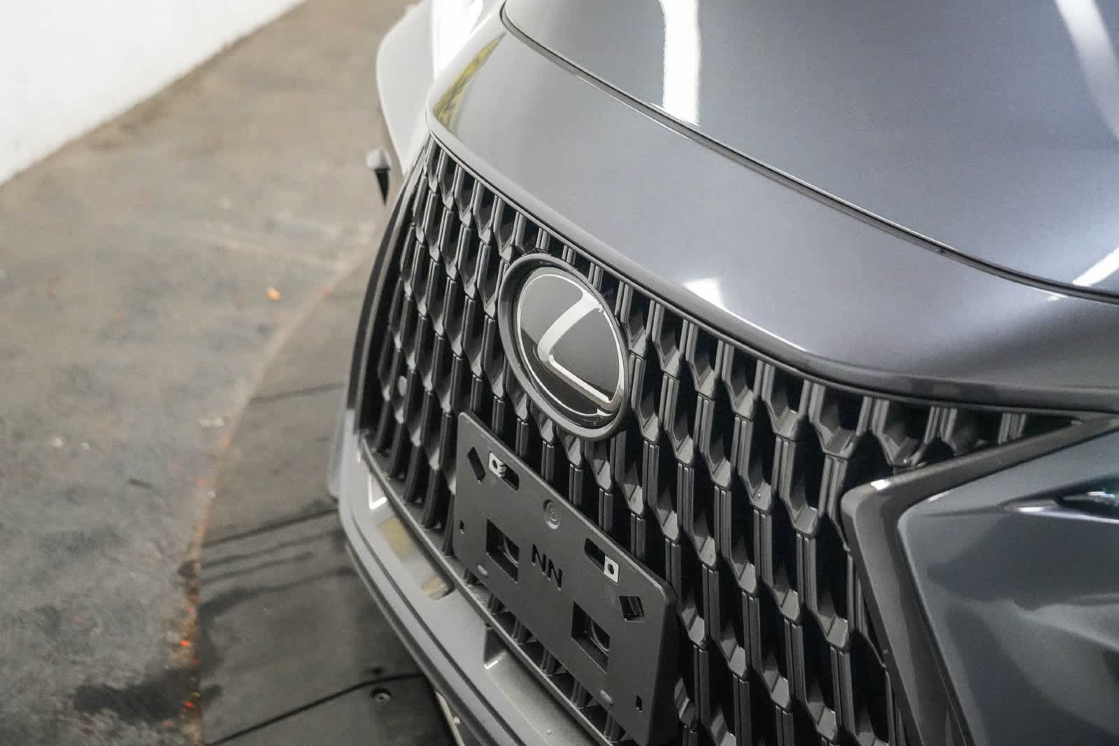 Used 2025 Lexus NX 250 FWD w/ Accessory Package (2T) image 11