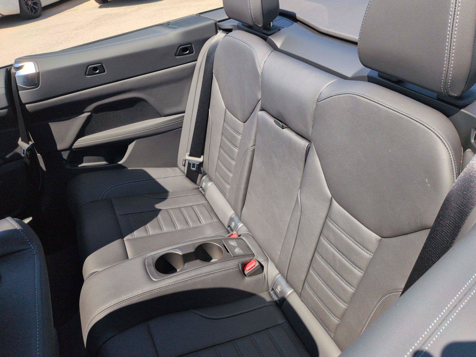 Used 2025 BMW 430i Convertible w/ M Sport Package RWD image 34