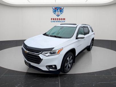 Used 2021 Chevrolet Traverse LT w/ LT Premium Package