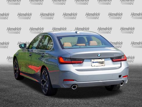 Certified 2025 BMW 330i Sedan RWD image 6