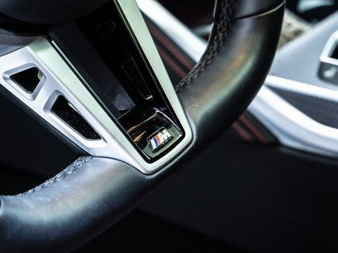 Used 2025 BMW 230i Coupe w/ M Sport Package image 25