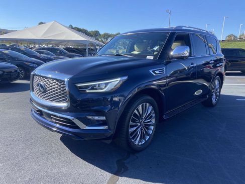 Used 2021 INFINITI QX80 Sensory w/ All-Season Package image 3