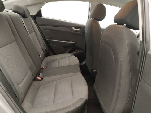 Used 2021 Hyundai Accent SE FWD image 19