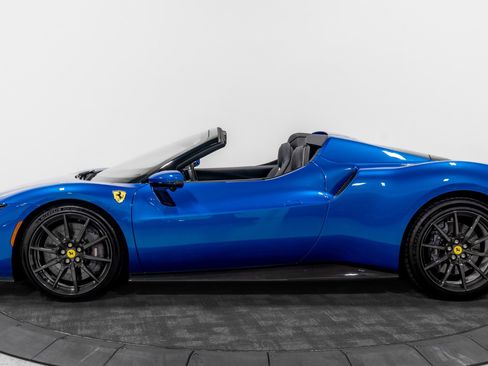 Used 2024 Ferrari 296 GTS image 5