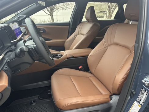 New 2026 Toyota Crown Signia AWD/4WD image 11