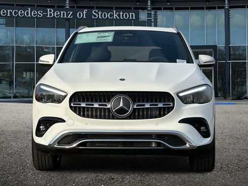 New 2026 Mercedes-Benz GLA 250 4MATIC image 9