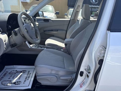 Used 2013 Subaru Forester 2.5X w/ Popular Pkg 3 AWD/4WD image 12