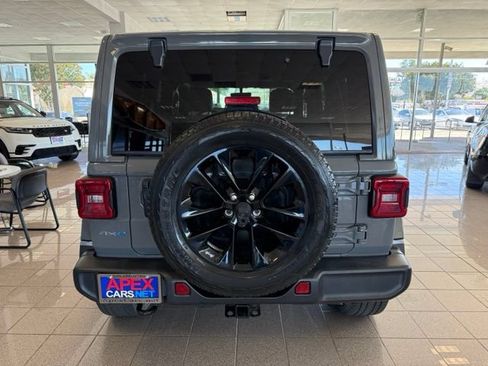 Used 2021 Jeep Wrangler Unlimited Sahara w/ Cold Weather Group AWD/4WD image 4