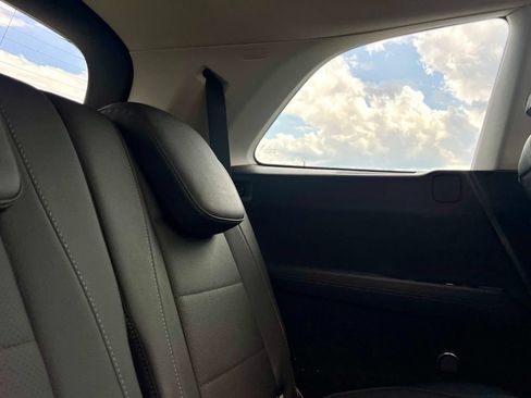 Certified 2025 Mercedes-Benz GLS 450 4MATIC image 17