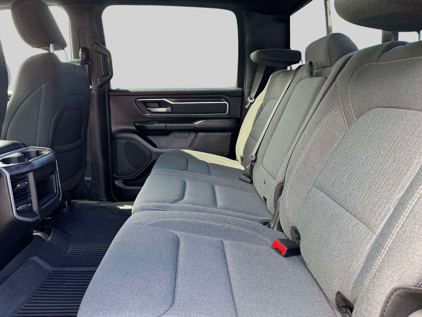 Used 2022 RAM 1500 Big Horn AWD/4WD image 14