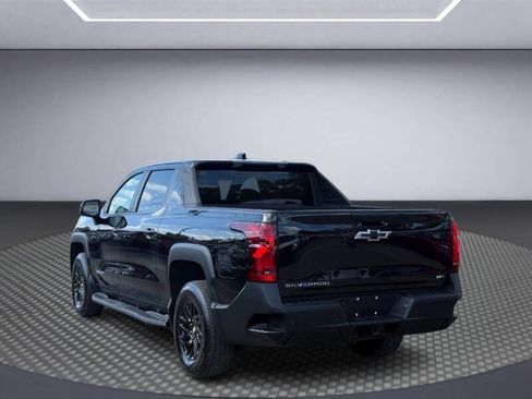 Used 2024 Chevrolet Silverado EV W/T image 5