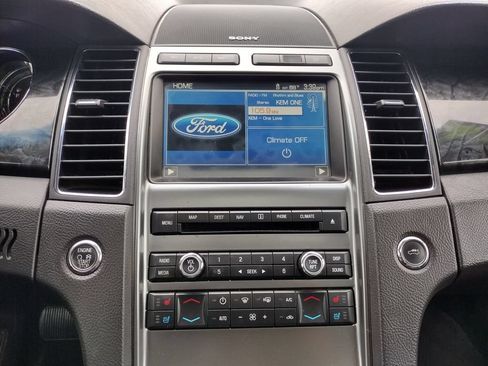 Used 2012 Ford Taurus Limited AWD/4WD image 3