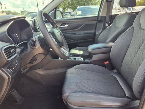 Used 2019 Hyundai Santa Fe SEL FWD image 17