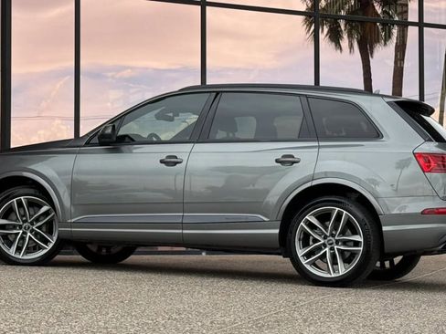 Used 2017 Audi Q7 3.0T Prestige w/ Prestige Package image 6